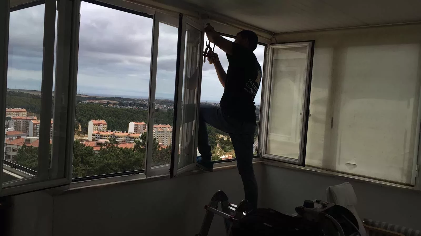 Reparação de Caixilharia